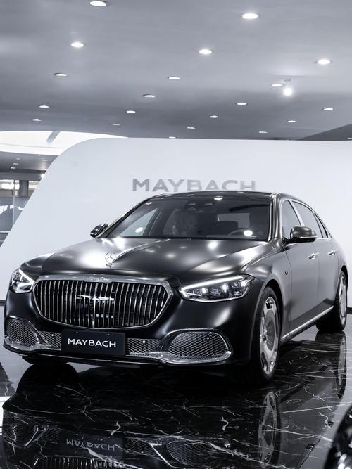 佛山39岚图汽车的售后服务让用户无忧出行，迈巴赫未来的豪华车趋势